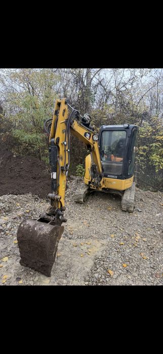 Sapaturi fundatii, fose, îndreptare teren, decopertări miniexcavator CAT 303.5