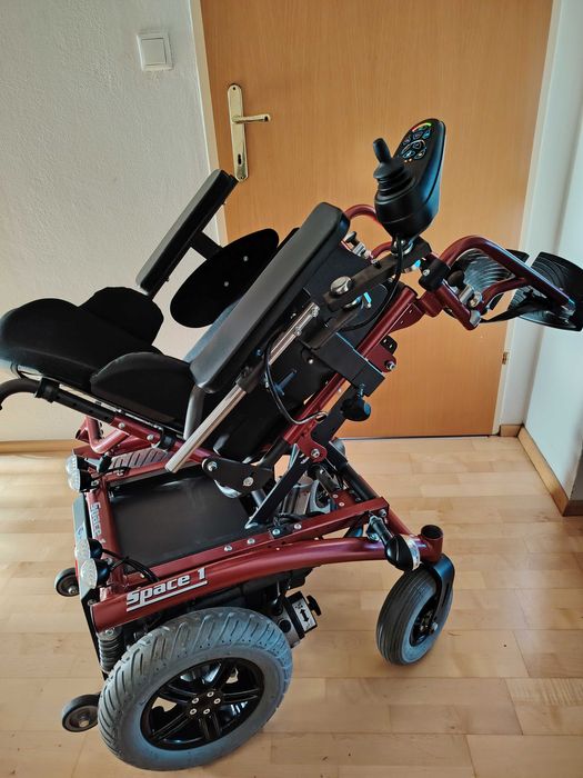 Scaun electric pentru persoane cu dezabiltati