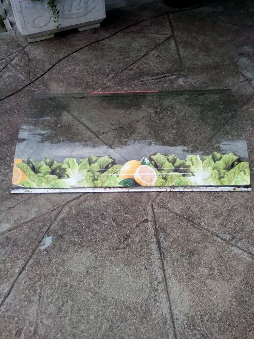 Извити стъкла за хладилни витрини