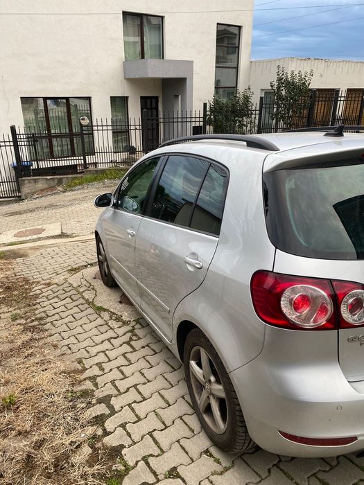 Volkswagen Golf Plus 2010 diesel, 3.881 € — imagine 3