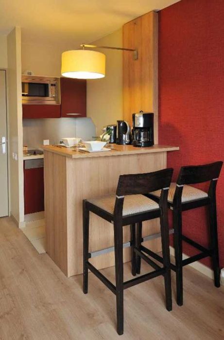 Дава се под наем Едностаен апартамент в Пловдив, Център - 27 кв.м за 107.1 € - Снимка #4