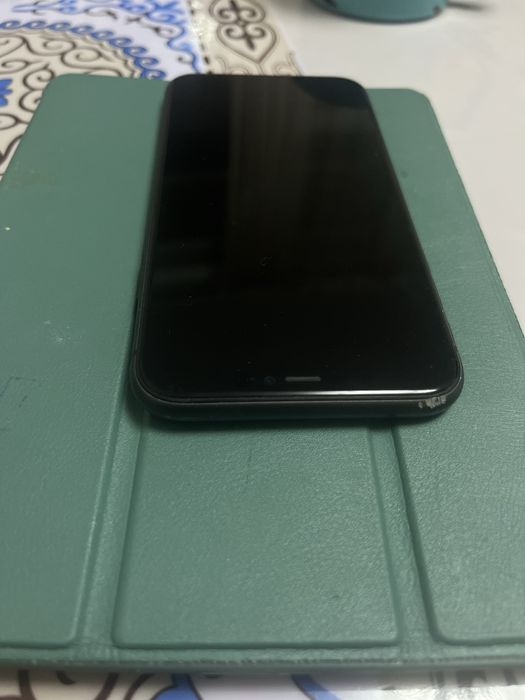 Продам, iphone 11 память 128 ГБ
