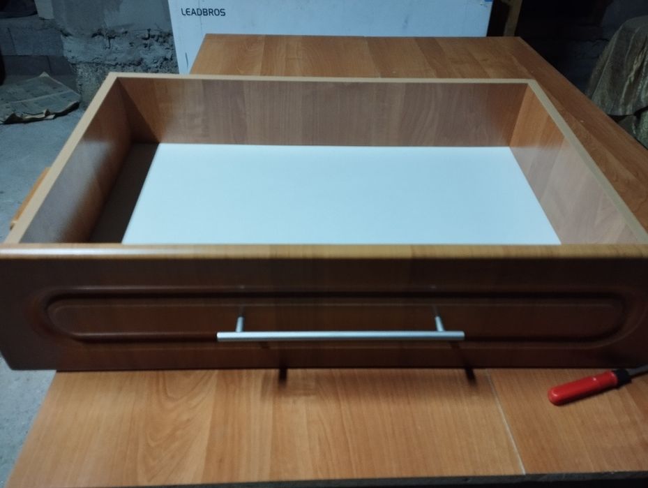 Сурма сатылады. Л