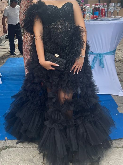 Официална Бутикова Рокля