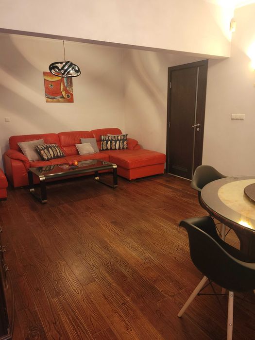 Продава се Четиристаен апартамент в Варна, Гръцка махала - 120 кв.м за 1530 €/кв.м - Снимка #1