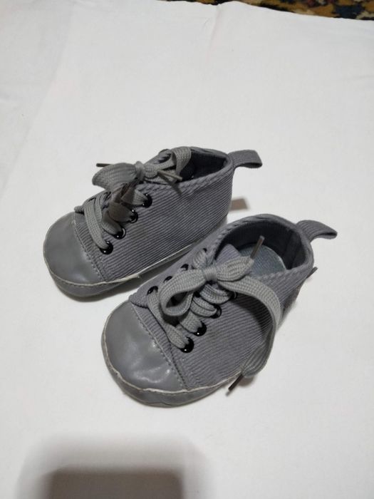 Продам пинетки 12-13 см.