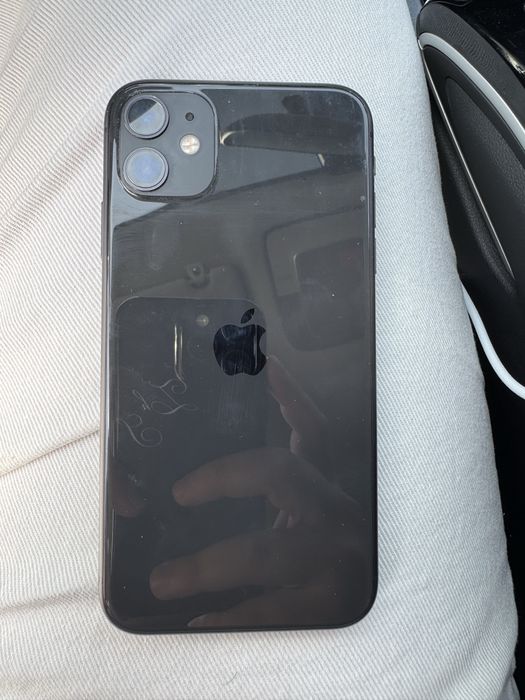 Iphone 11 64гб 71процент