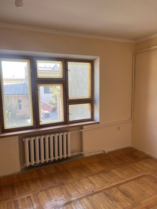 Продается 4,7 сот под строительство по горящей цене,срочно. Фасад 15,5