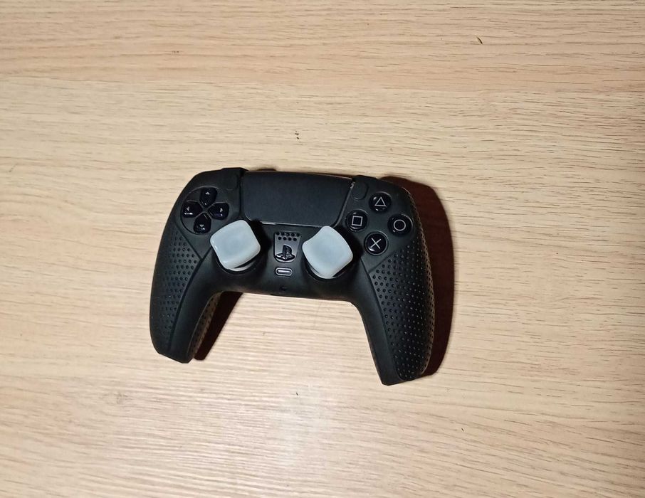Vand Controller ps5 + husa protectie si thumb grip