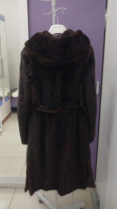 Продам Норковую шубу