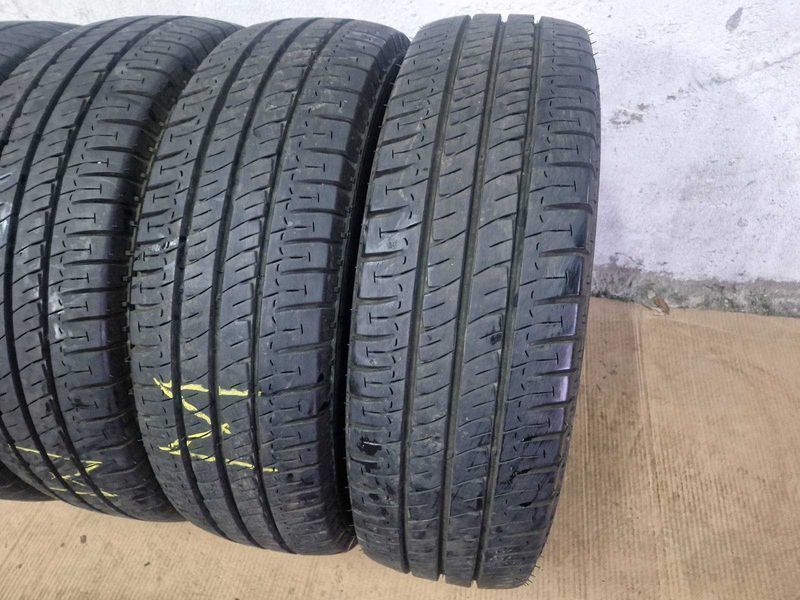 4 Michelin R16C 225/75/ 
летни бусови гуми 
DOT4717