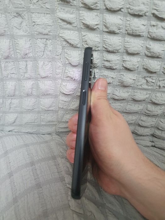 Srochna sotiladi Samsung Galaxy A24 6+6/128GB Black Holati zor ideal