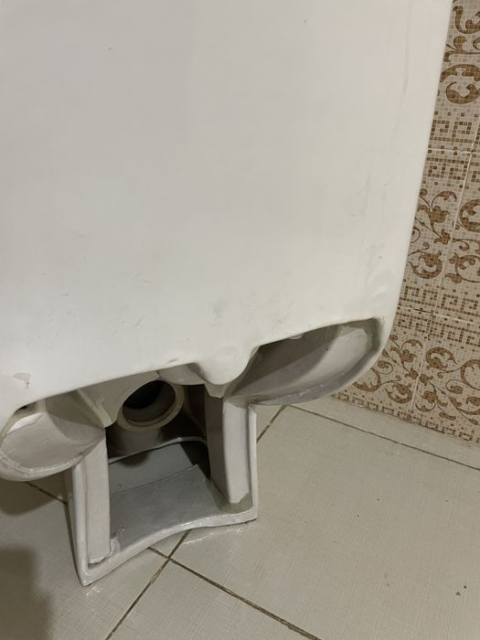 Продаю унитаз новый