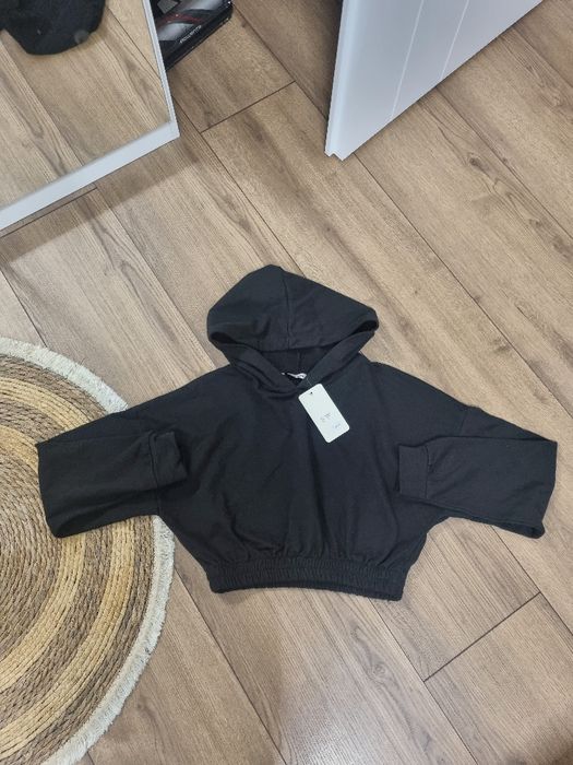 Hanorac crop marime S-M