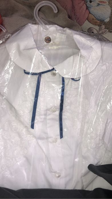 Новая. Школьная форма. Польша. Скидка%