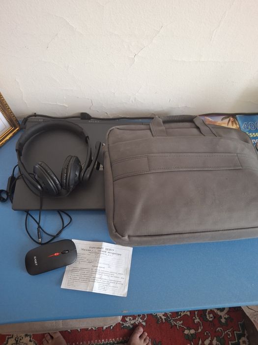 Hp victus sotiladi  1 yillik garantiya bor malikadan olingan mayda