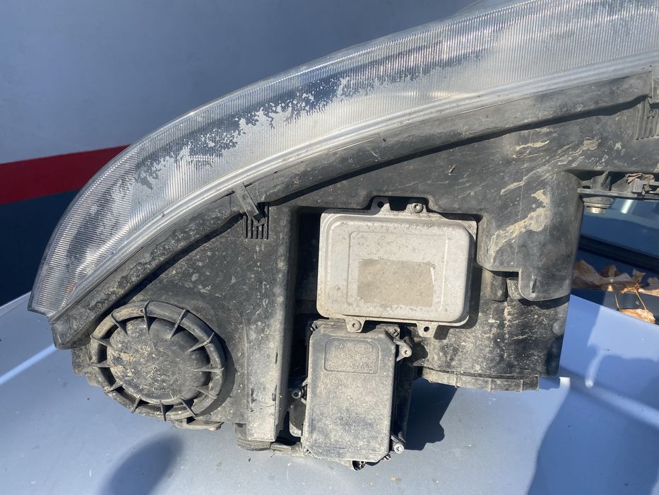 Оригинални фарове за Range Rover Sport