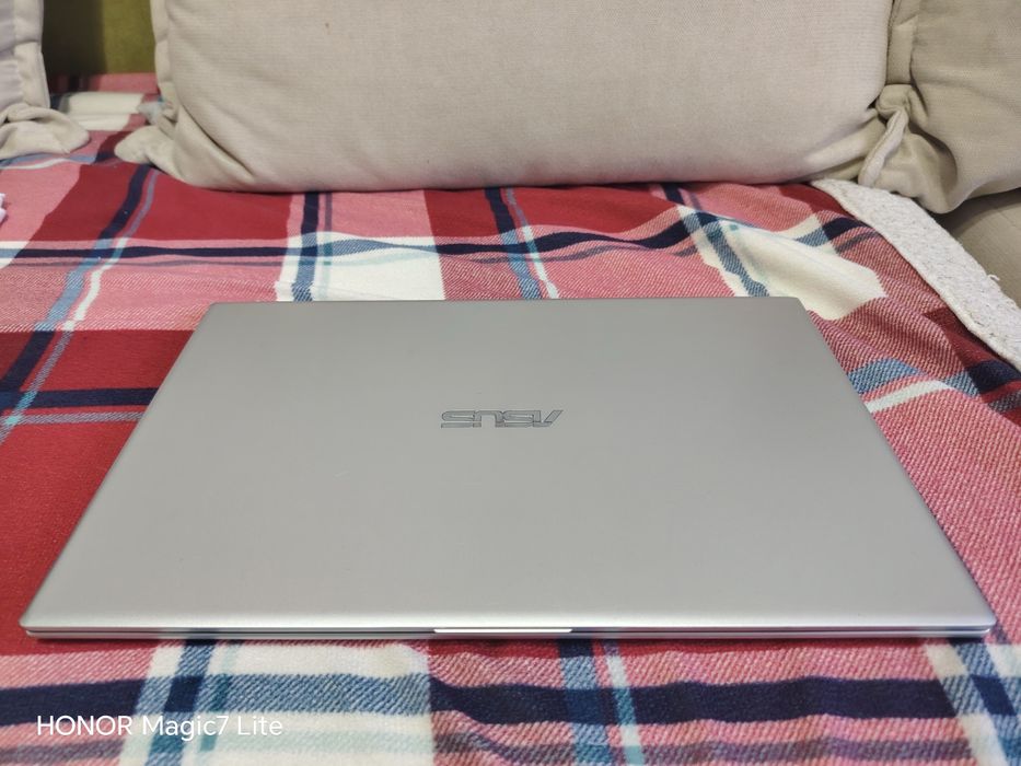 ASUS VivoBook X512DA – Ryzen 5, 8GB RAM
