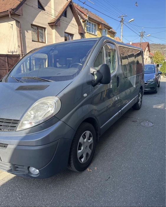 Renault Trafic 8+1 an fabricatie 2013