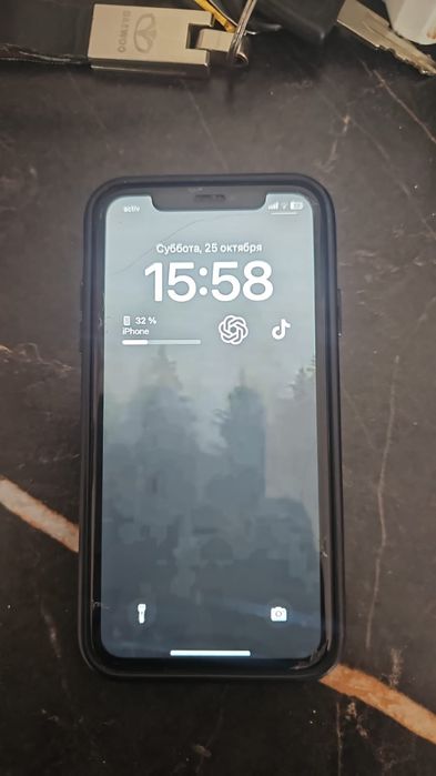 Аифон 11 одмен бар ноутбукқа акб 84