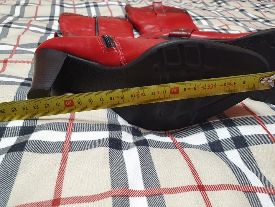 Cizmulițe din piele naturala, noi, numar mare