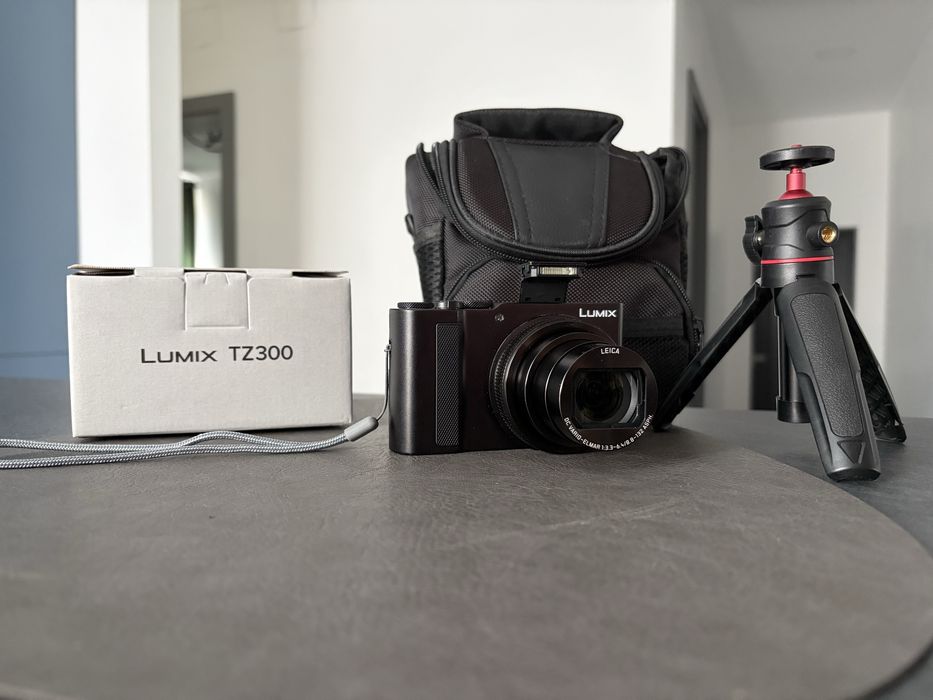 Aparat foto Panasonic Lumix TZ300 | CA NOU | Garantie Sept. 2028 + Bonus Geanta si Trepied