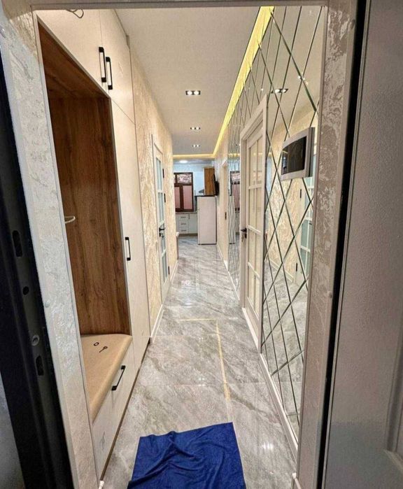 ЖК «Дипломат»/ Хонсарой 
Юнусабад-6 квартал 
Ор-р: Американское посоль