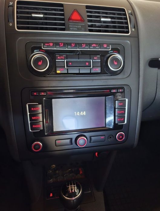 Volkswagen Touran 2.0 tdi 2012