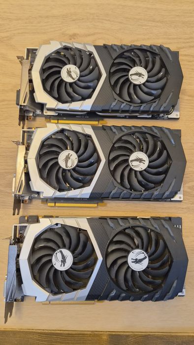 Продавам 3 броя GTX 1070 8 GB msi quick silver