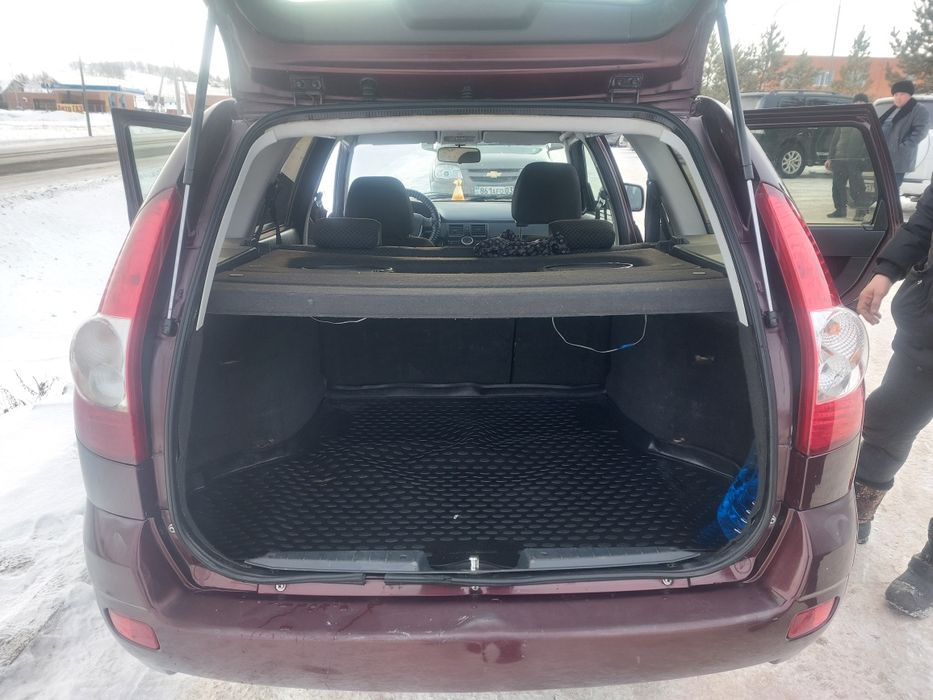 Продам приору универсал