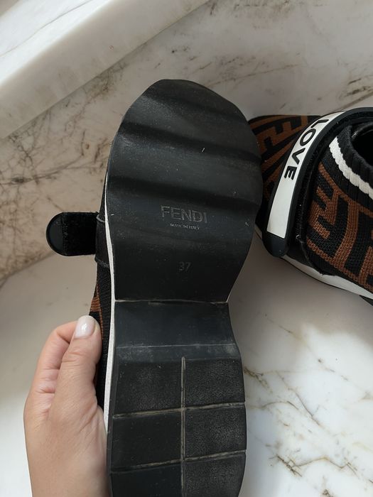 Невероятни маратонки Fendi номер 37 промо цена