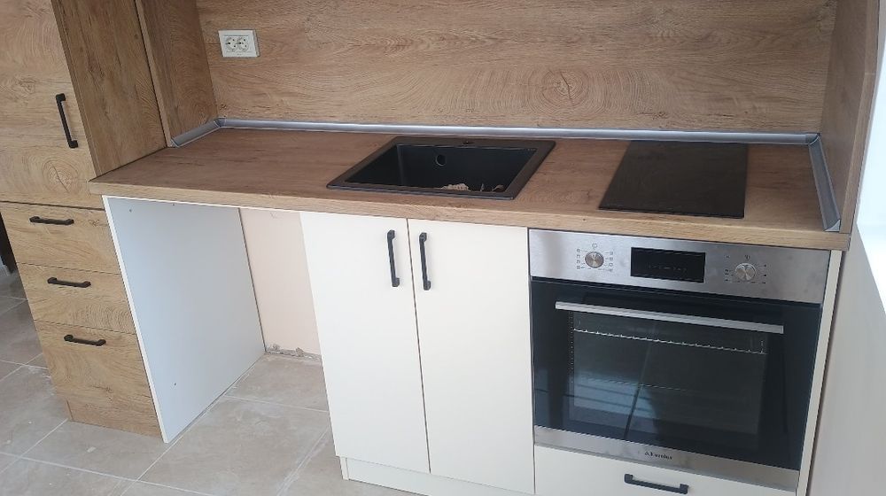 Мебели по поръчка / Дърводелски услуги