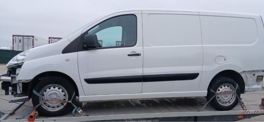 Продава се само на части Peugeot Expert 1.6 hdi 2014 год