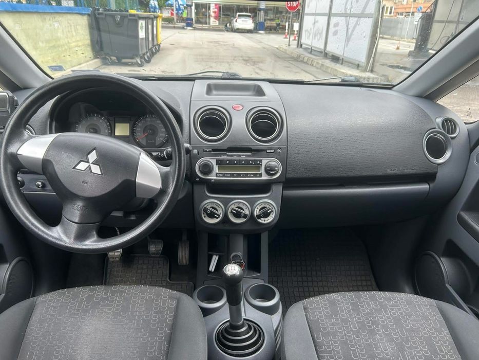 Mitsubishi Colt 2009