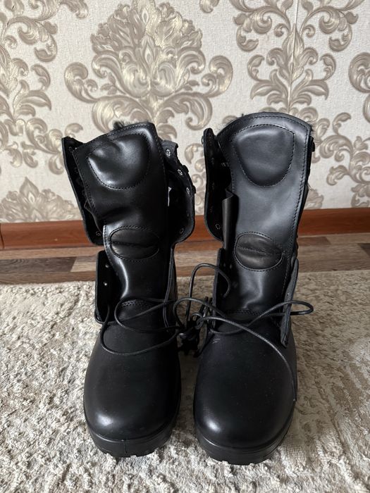 Новый берцы продам
