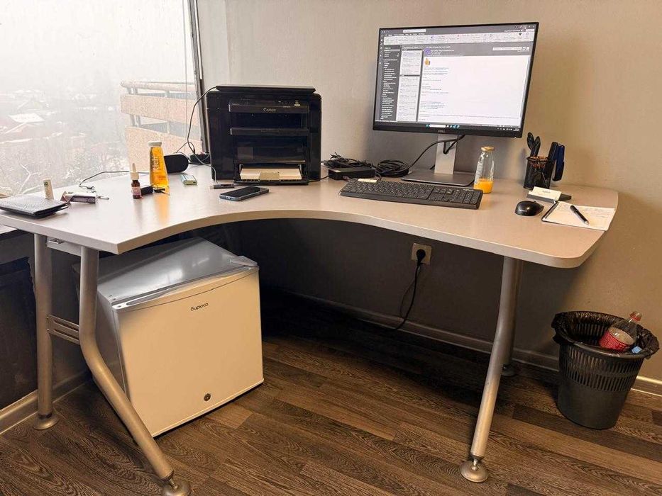 Стол офисный (компьютерный)