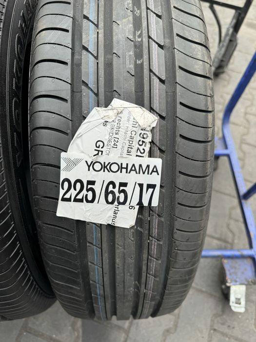 225/65/17 yokohama noii