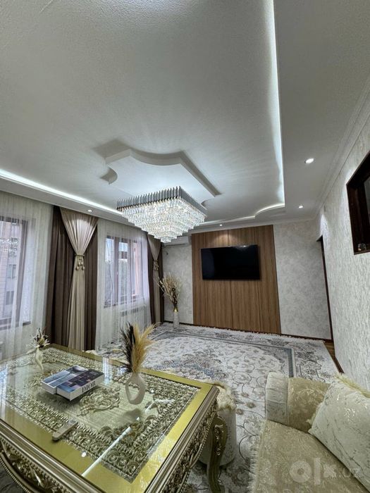Продается 3 ком. Квартира площадью 111 кв.м. В Вокзале ор. Гамма мед