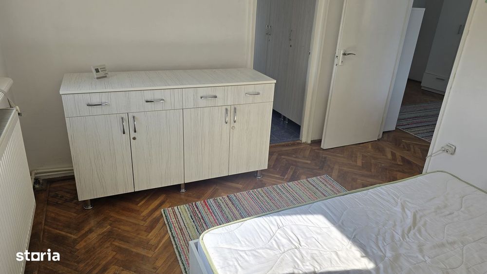 Inchiriez  apartament 2 camere Deva, Bld. Dacia, suprafata  52 mp,
