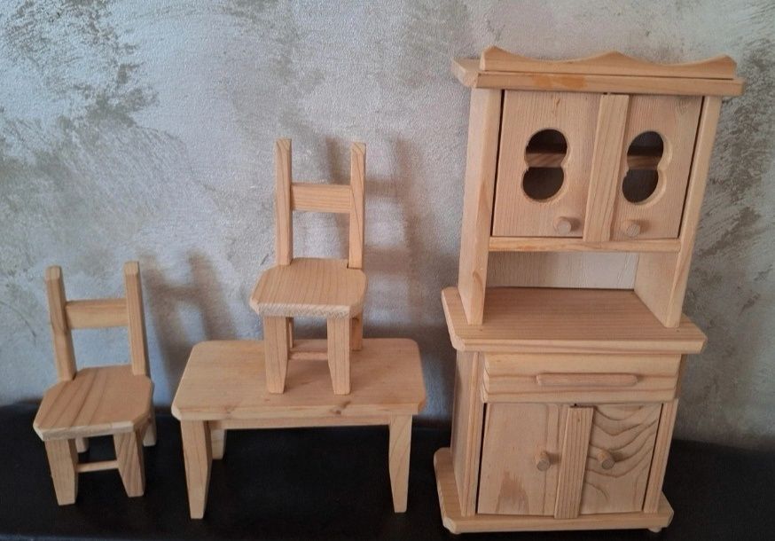 Mobilier papusi
Stare buna, fara ultima coperta, cu retete