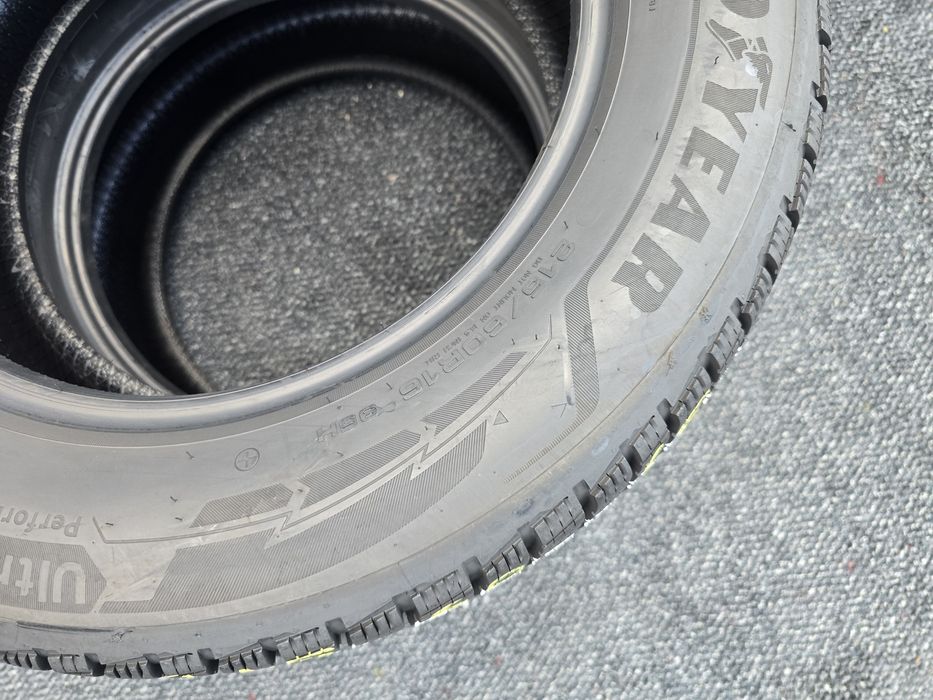 215 60 16 goodyear m+s