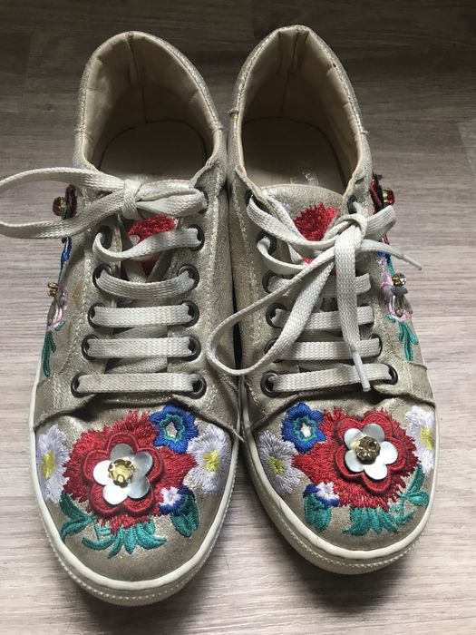 Продам кожаные кеды для девочки