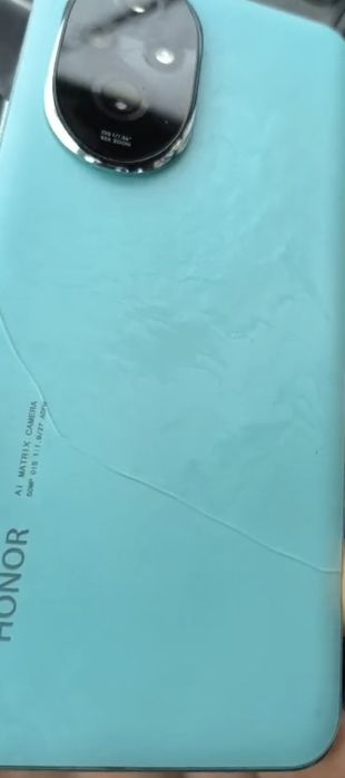 Vând Honor 200 in stare buna