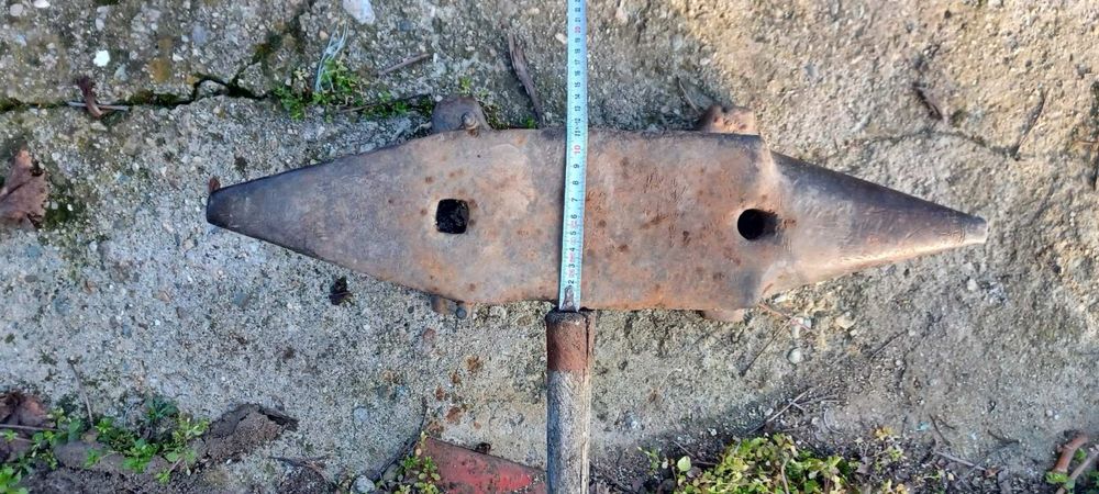 Наковалня употребявана размери 11 на 47 см 30 килограма Пазарджик