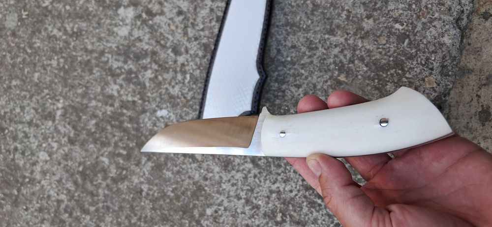 Нож от стомана S390