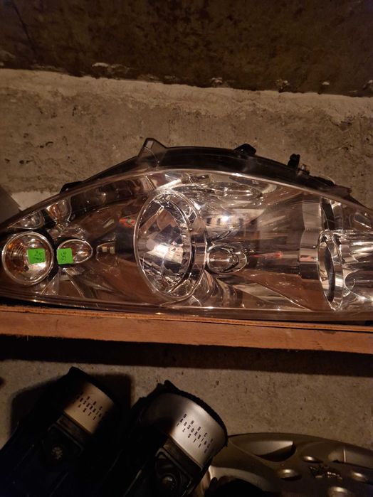 Фар за пежо 307 sw