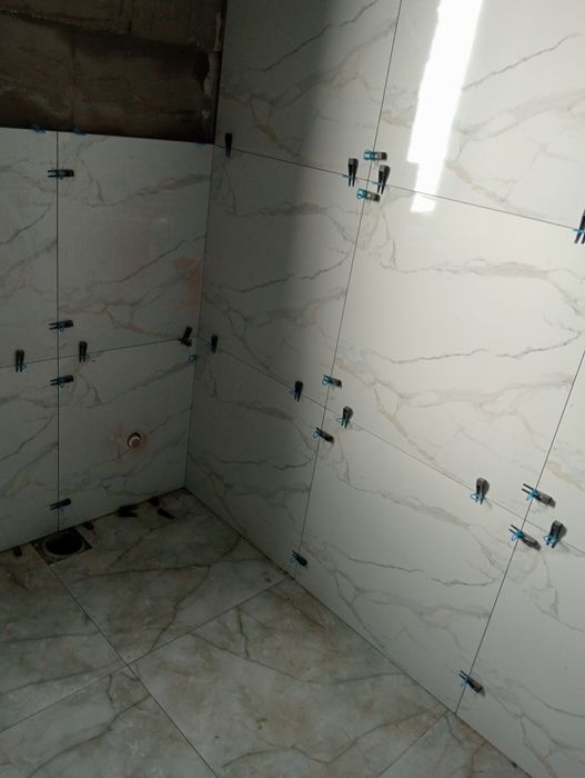 Кафельщик профессиональный .