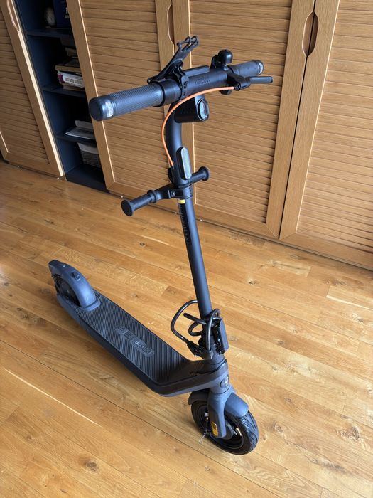 Тротинетка Ninebot E2 Pro