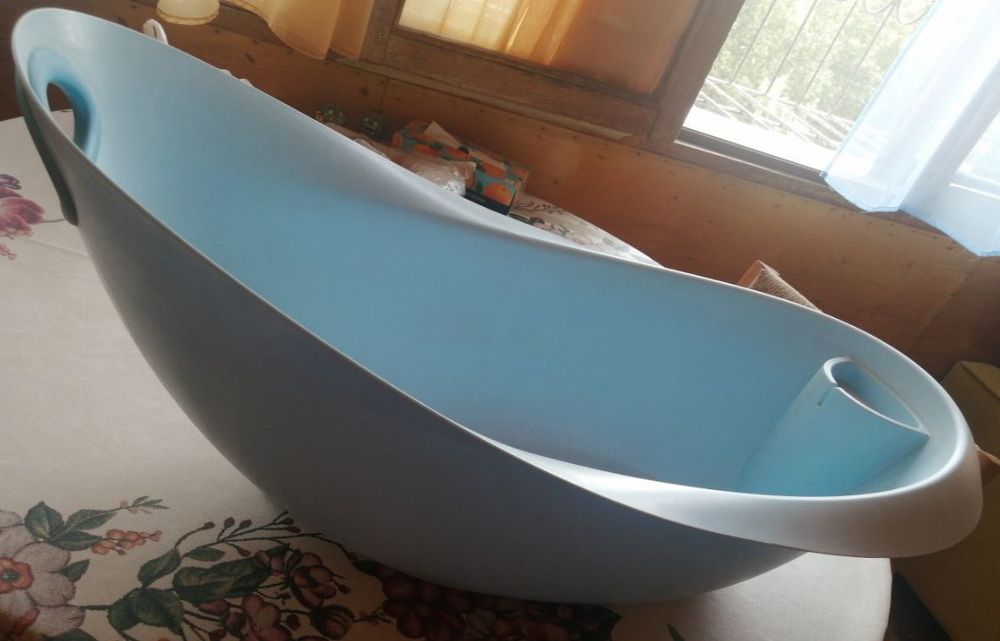 Детская ванночка для купания.