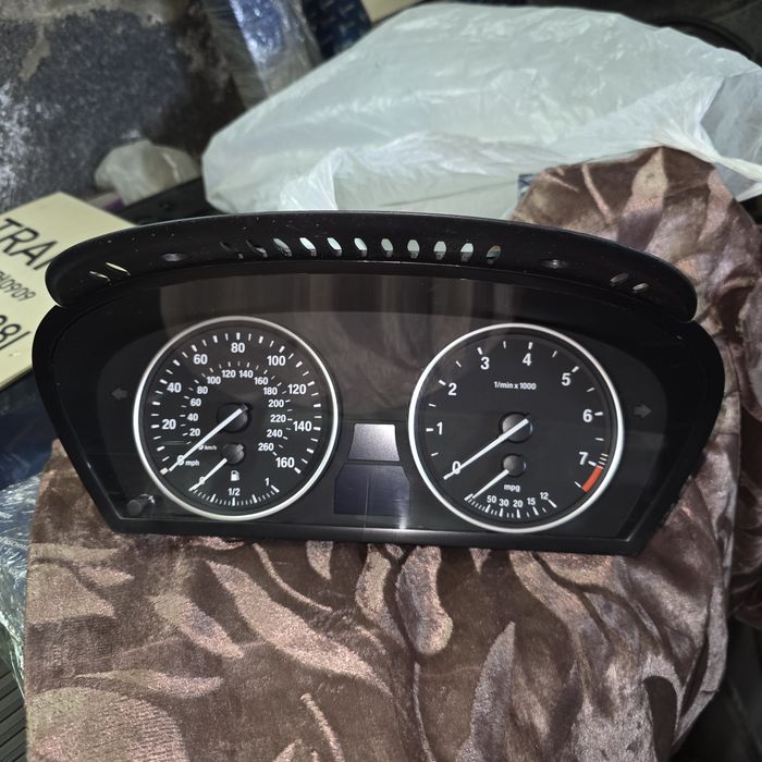 Щиток приборов BMW X5 E70